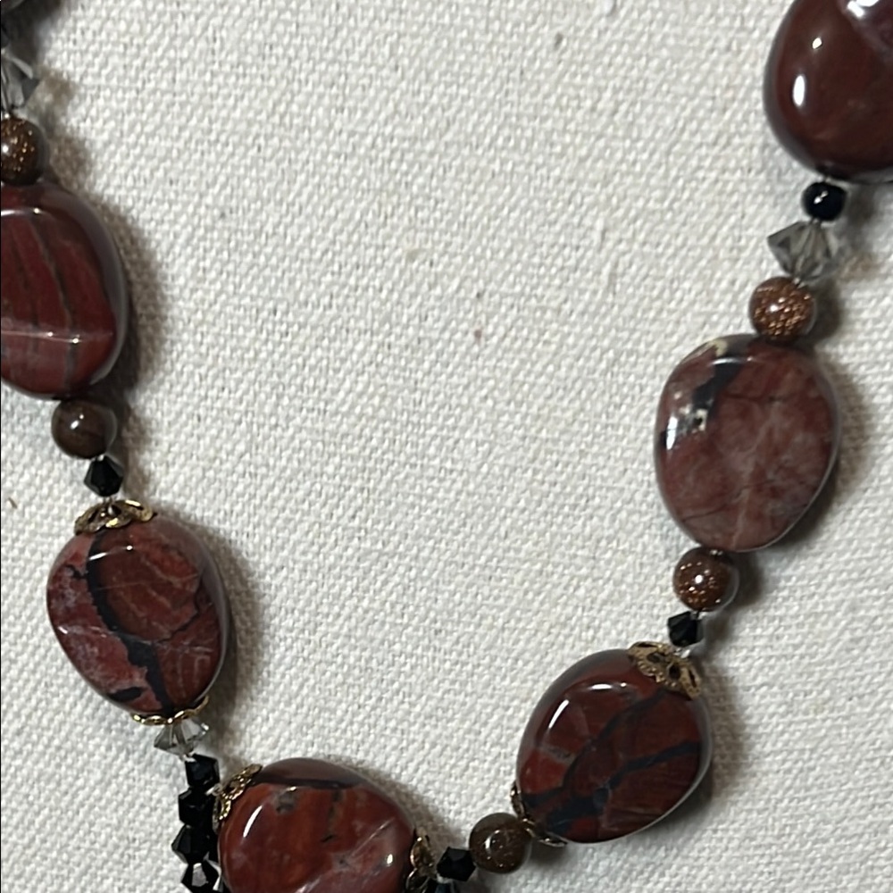 Healing Moss Agate Pendant with Red Jasper & Midnight Sandstone - Picture 9 of 11